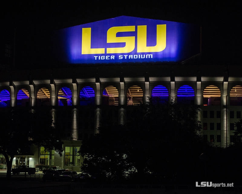 LSUStadium4.JPG